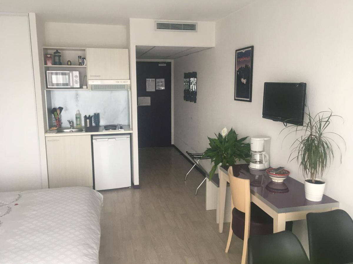 Family Saint Vincent 4 Pers Gare Lourdes Wifi Apartment Екстериор снимка